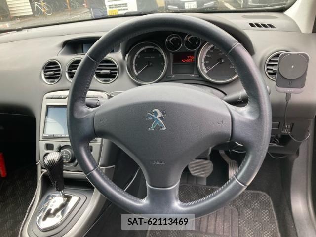 Peugeot 308 2013-06 8850345-19