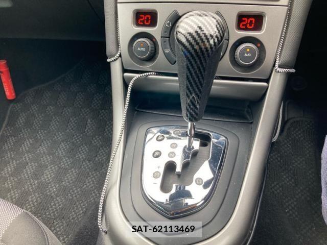 Peugeot 308 2013-06 8850345-24