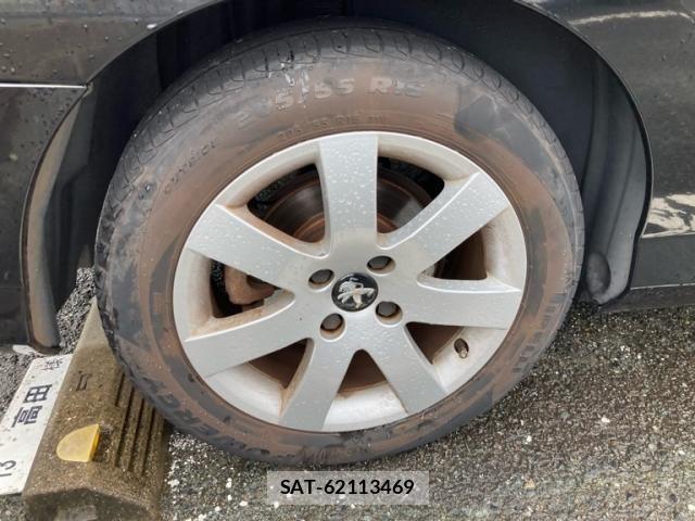 Peugeot 308 2013-06 8850345-7