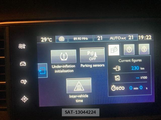 Peugeot 308 2017-11 8881529-9