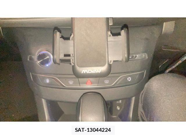 Peugeot 308 2017-11 8881529-12