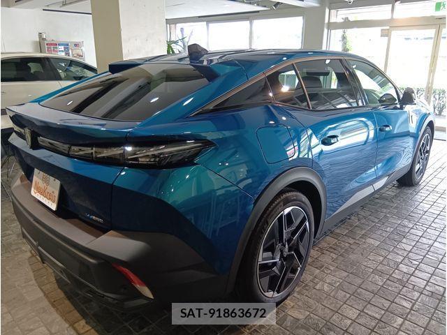 Peugeot 408 2024-02 1229146-21