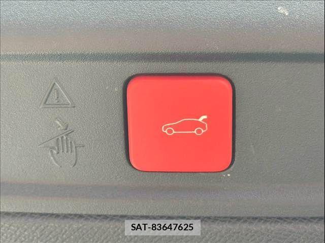 Peugeot 408 2023-06 6997093-9