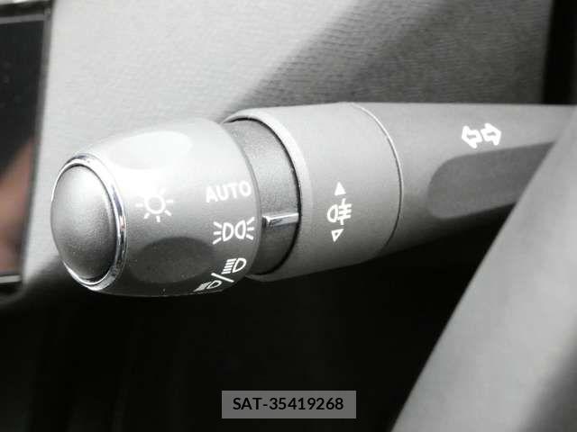 Peugeot 408 2023-08 7217237-7
