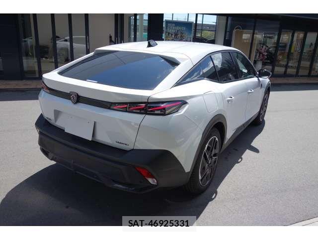 Peugeot 408 2023-12 7223497-11