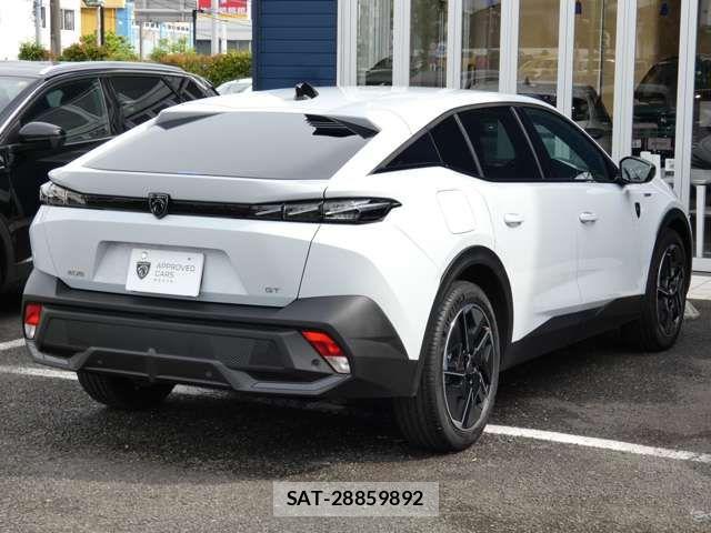 Peugeot 408 2025-10 7329305-1