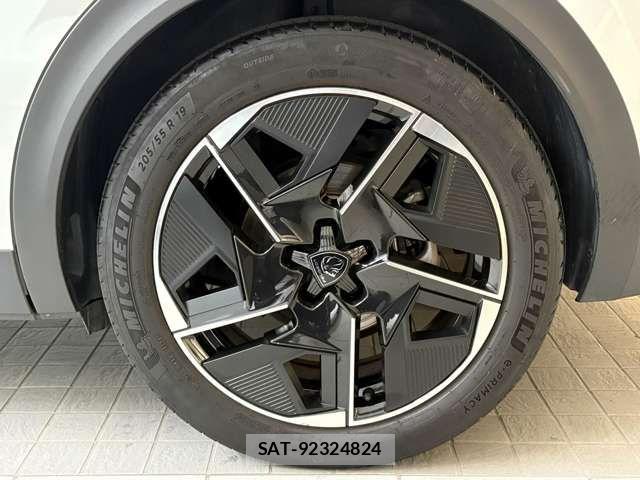 Peugeot 408 2023-07 7619163-12
