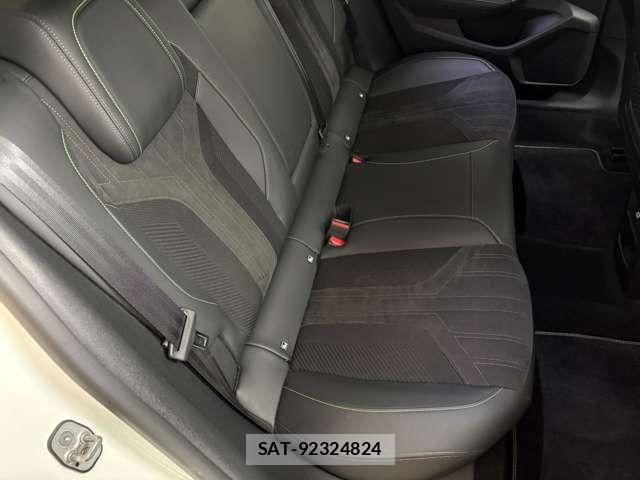 Peugeot 408 2023-07 7619163-18