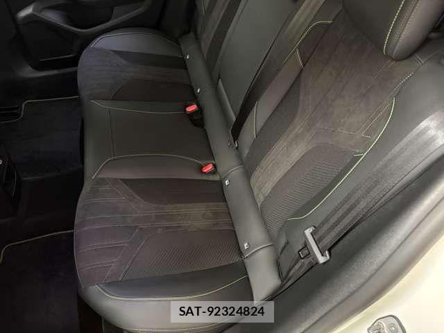 Peugeot 408 2023-07 7619163-19