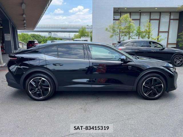 Peugeot 408 2023-09 8337368-17