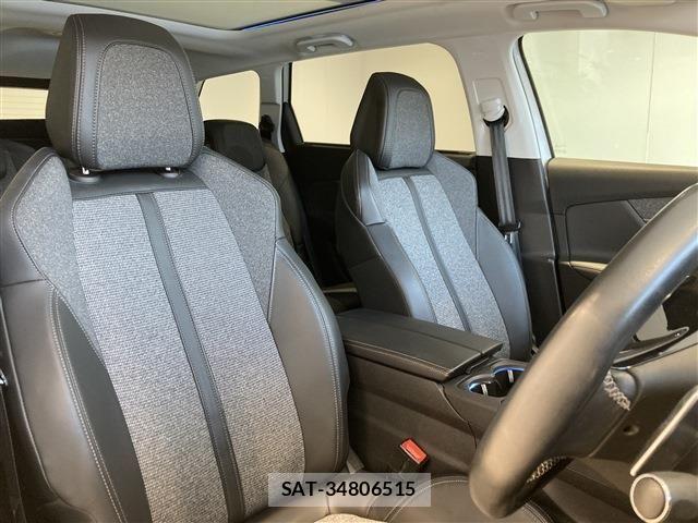 Peugeot 5008 2018-04 863178-6