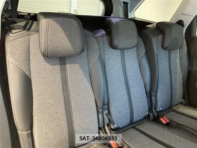 Peugeot 5008 2018-04 863178-8
