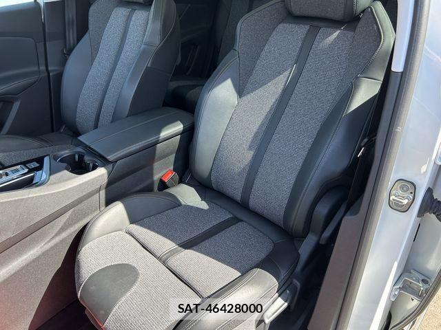 Peugeot 5008 2020-03 1078833-13