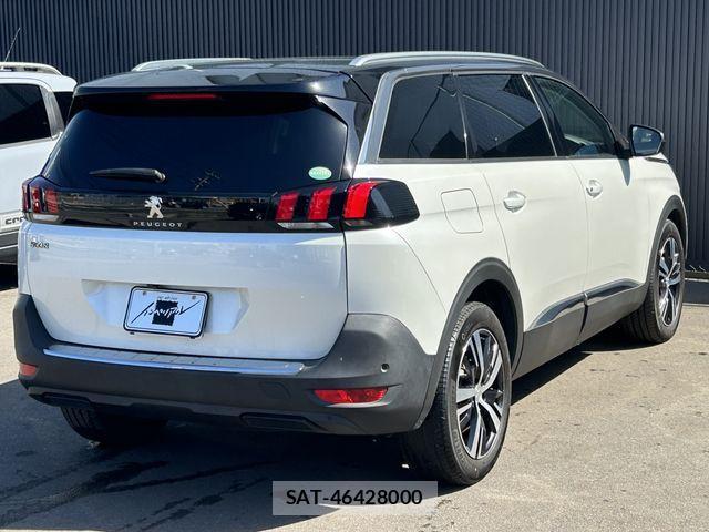 Peugeot 5008 2020-03 1078833-6