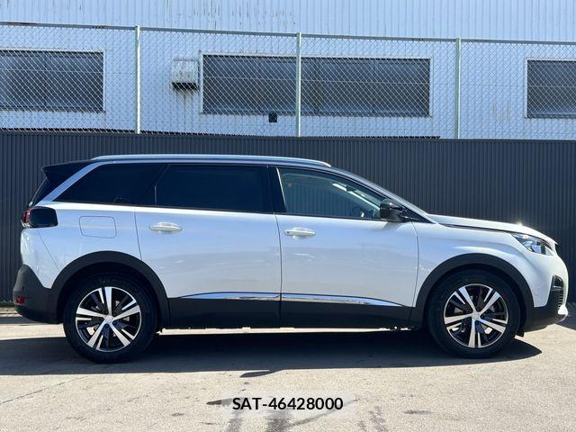 Peugeot 5008 2020-03 1078833-7