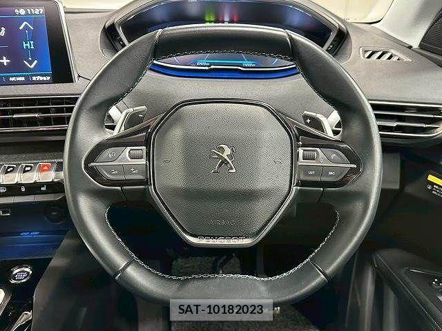 Peugeot 5008 2020-08 1087908-13