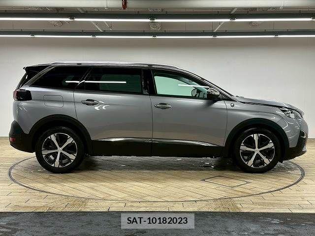 Peugeot 5008 2020-08 1087908-17