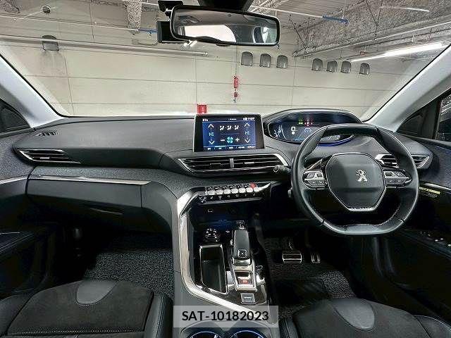 Peugeot 5008 2020-08 1087908-1