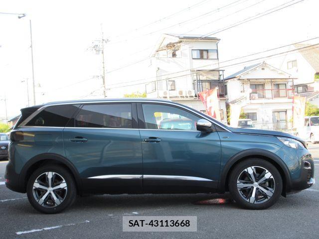 Peugeot 5008 2018-06 1282811-9