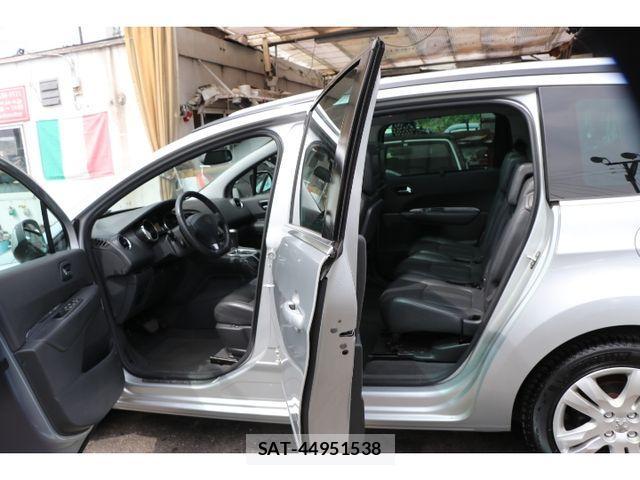 Peugeot 5008 2011-11 1293237-10
