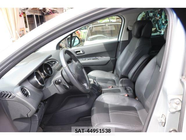 Peugeot 5008 2011-11 1293237-8