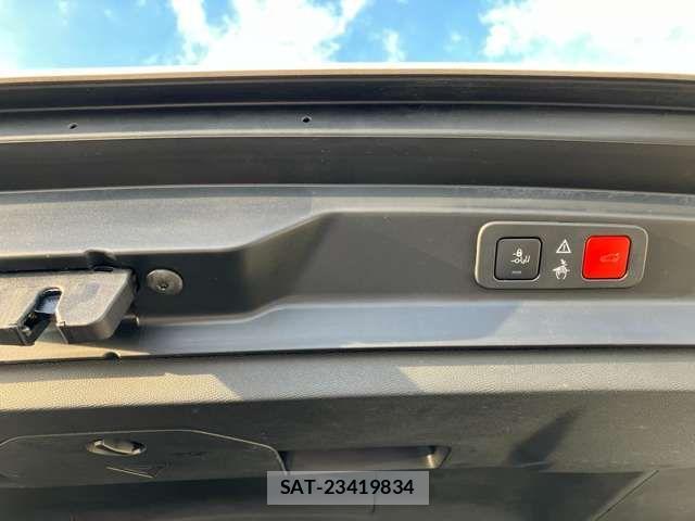 Peugeot 5008 2018-10 1393005-13