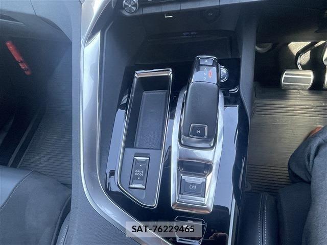 Peugeot 5008 2021-06 1663111-20
