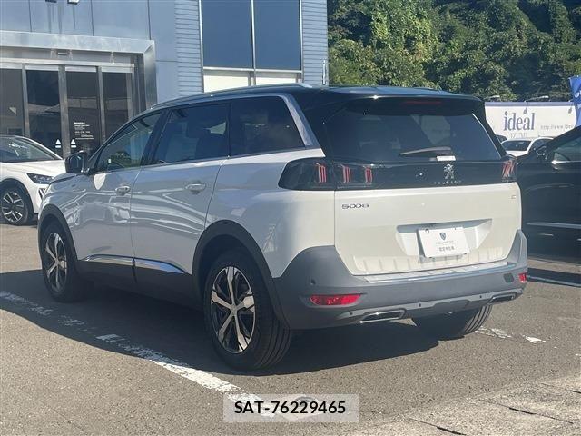 Peugeot 5008 2021-06 1663111-6