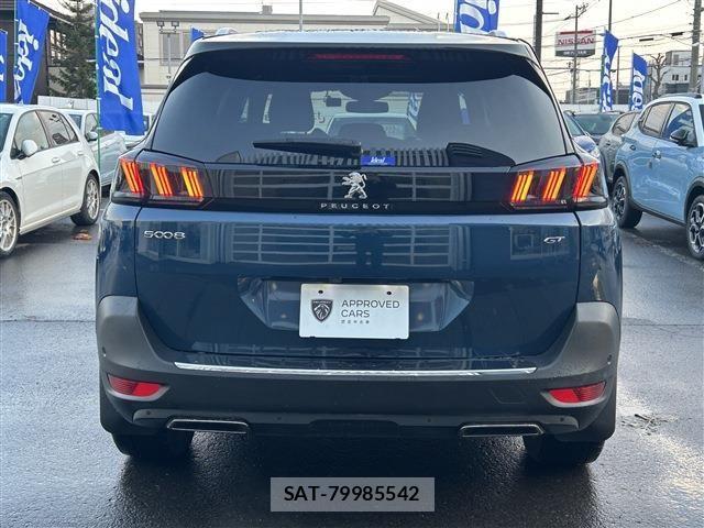 Peugeot 5008 2021-02 1663110-5