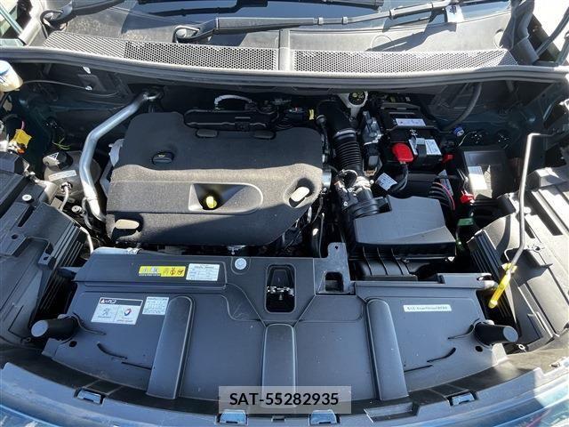 Peugeot 5008 2022-04 1827929-10