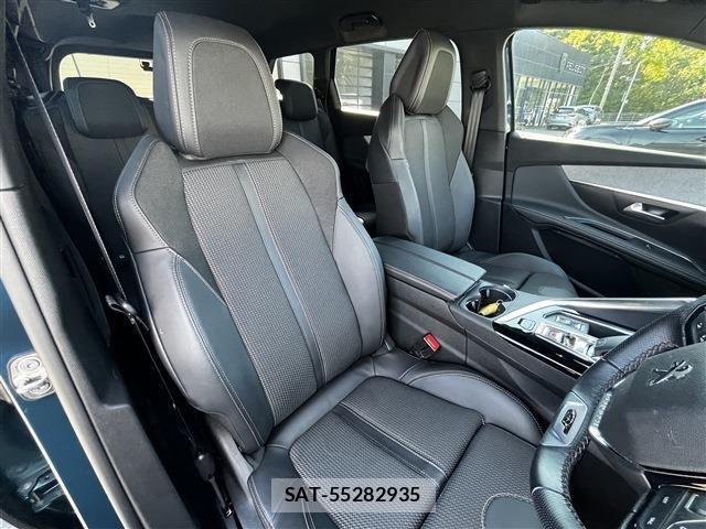 Peugeot 5008 2022-04 1827929-14