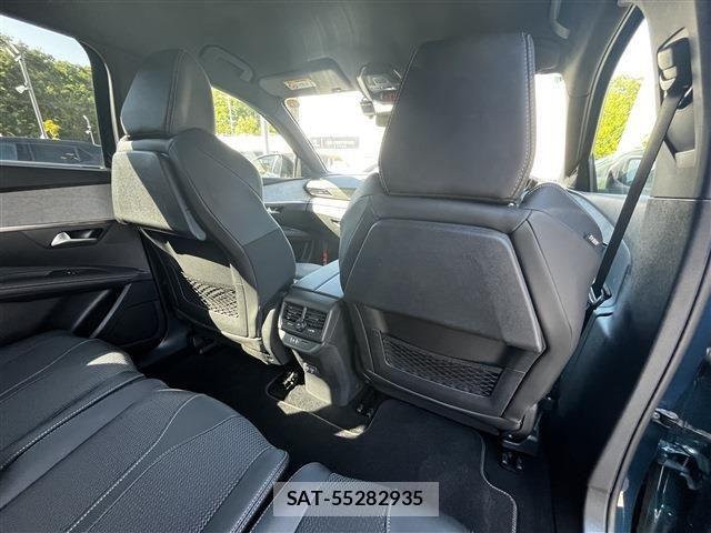 Peugeot 5008 2022-04 1827929-15