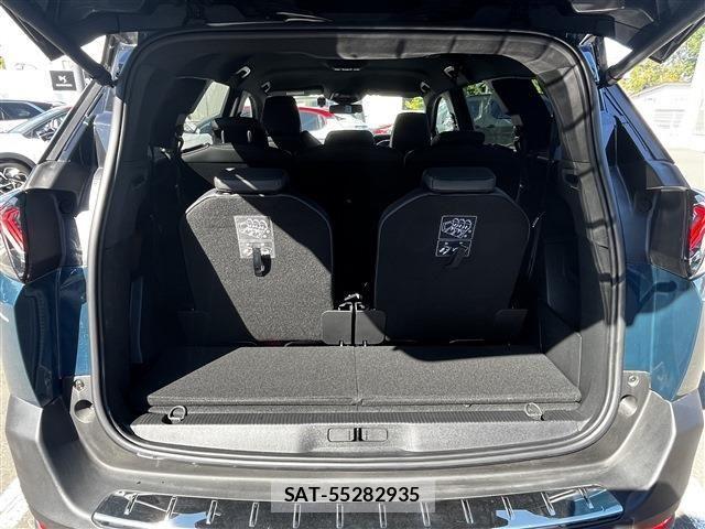 Peugeot 5008 2022-04 1827929-18