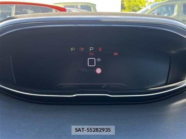 Peugeot 5008 2022-04 1827929-29