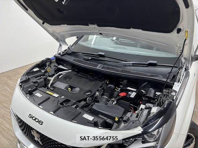 Peugeot 5008 2022-04 4423149-17