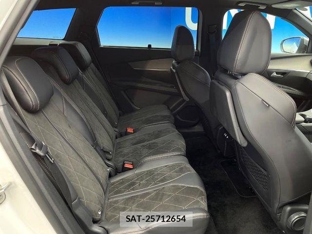 Peugeot 5008 2017-09 4599204-9