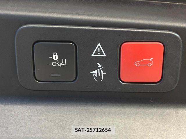 Peugeot 5008 2017-09 4599204-6