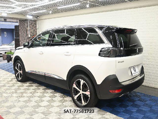 Peugeot 5008 2022-02 5875359-13