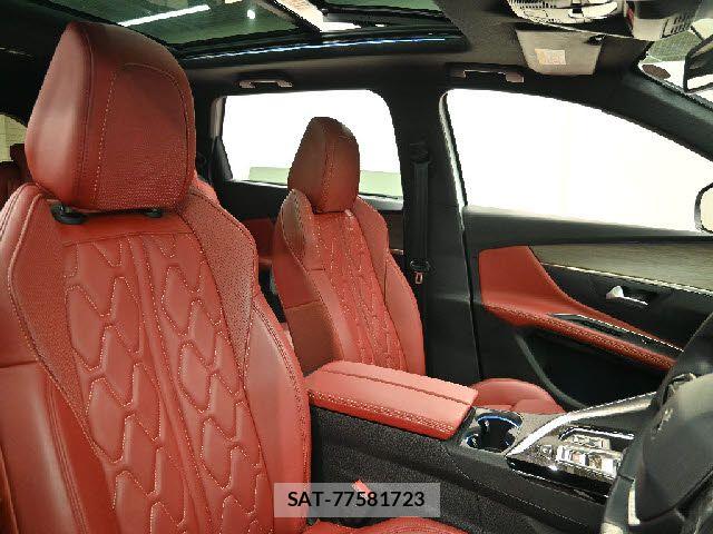 Peugeot 5008 2022-02 5875359-26