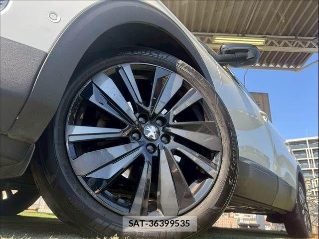 Peugeot 5008 2023-07 5875345-18