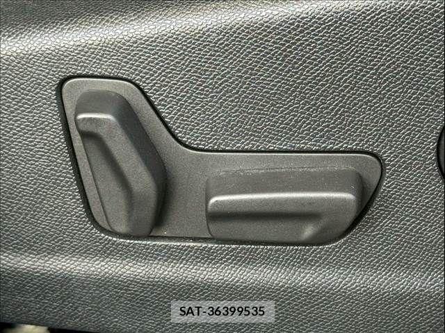 Peugeot 5008 2023-07 5875345-8