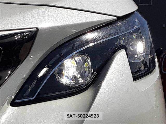 Peugeot 5008 2018-09 5875366-10