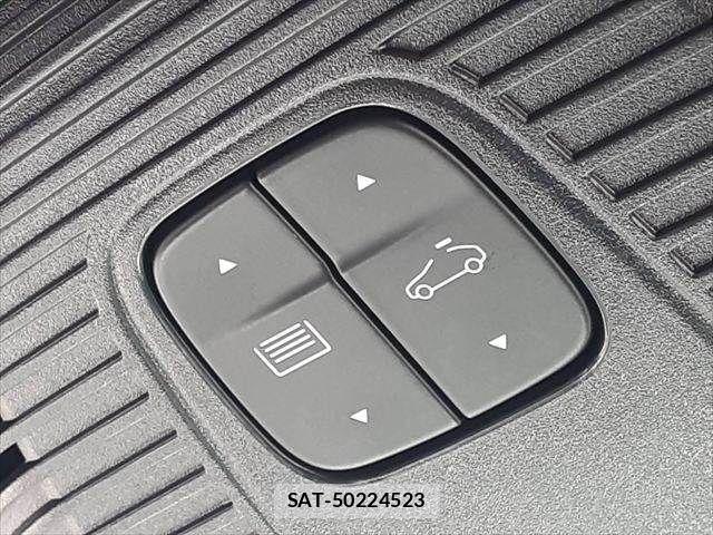 Peugeot 5008 2018-09 5875366-22