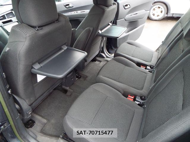Peugeot 5008 2013-06 6015971-20