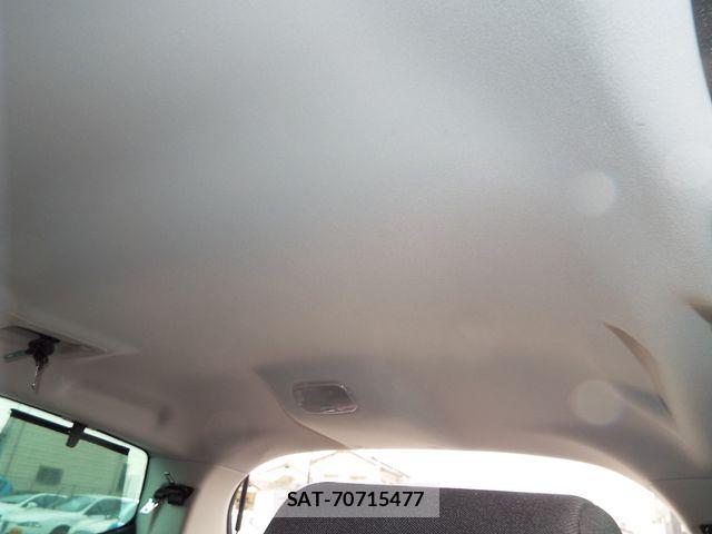 Peugeot 5008 2013-06 6015971-26