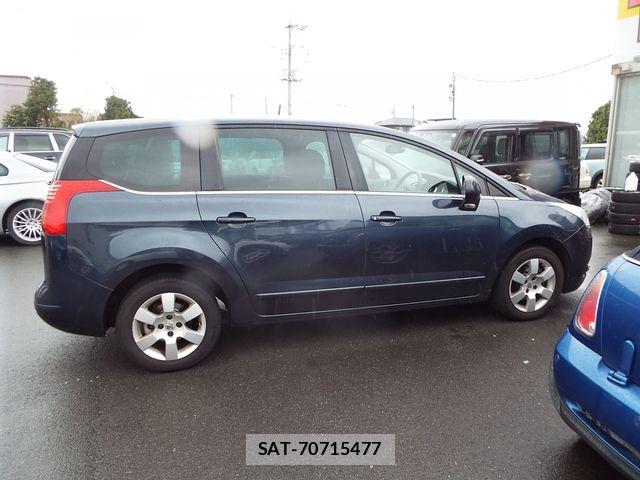 Peugeot 5008 2013-06 6015971-3