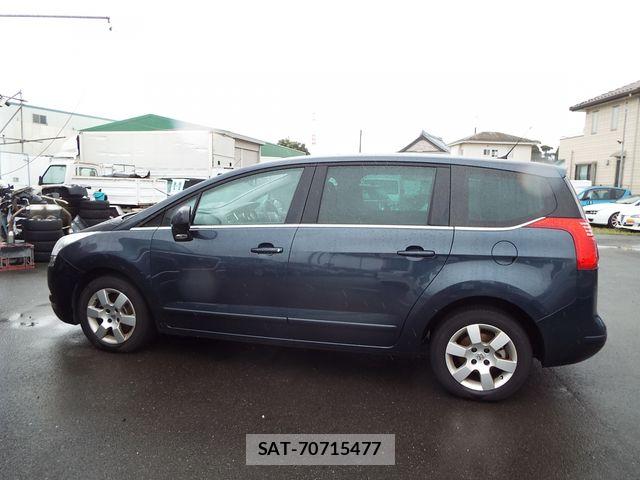 Peugeot 5008 2013-06 6015971-7