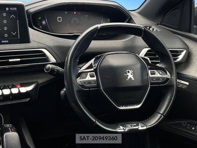 Peugeot 5008 2018-04 6501896-10
