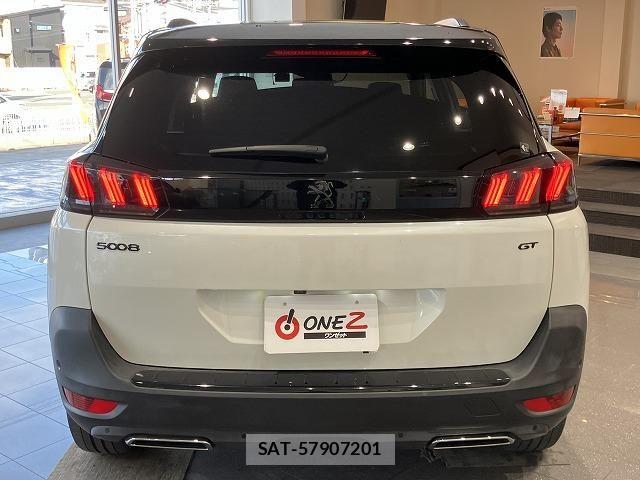 Peugeot 5008 2023-05 6614098-12