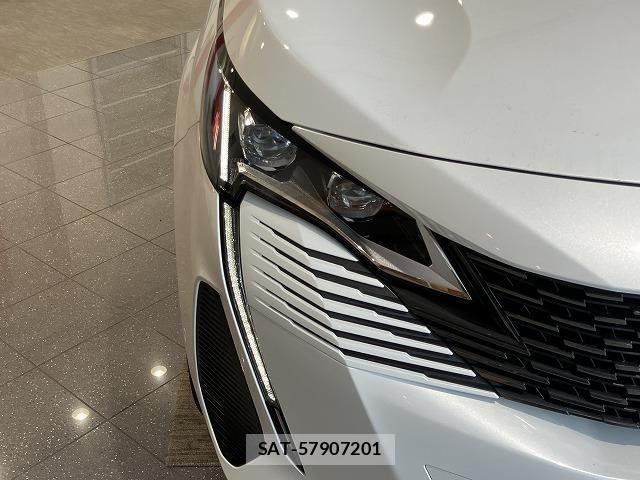 Peugeot 5008 2023-05 6614098-27